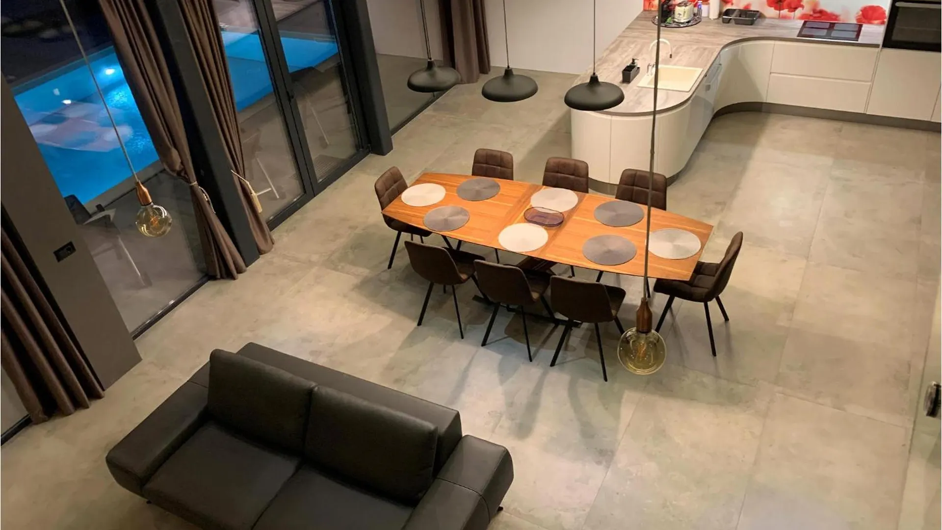 Stunning Home In Liznjan With Wifi