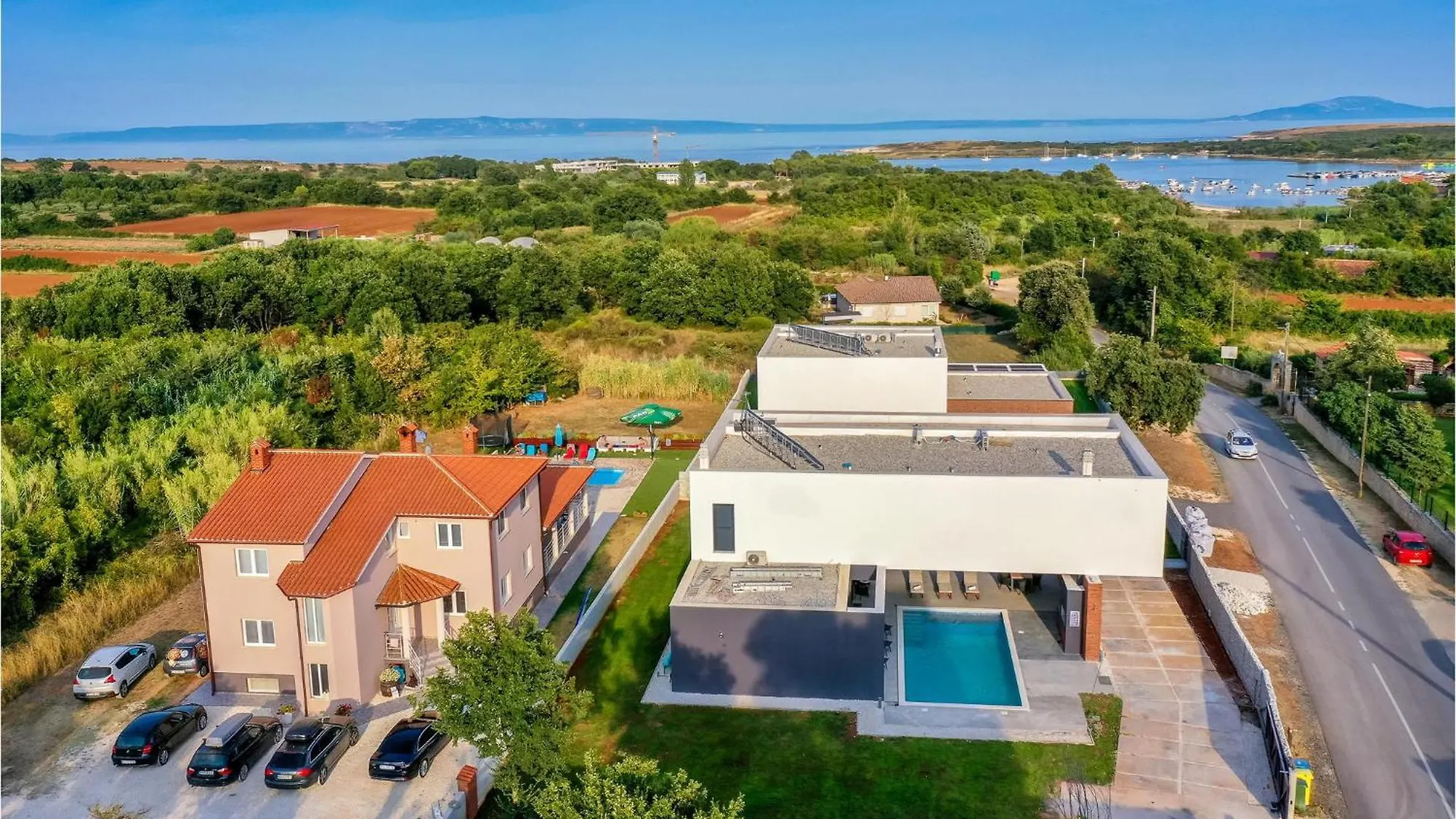 Stunning Home In Liznjan With Wifi