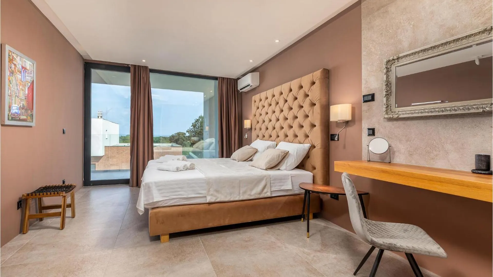Stunning Home In Liznjan With Wifi